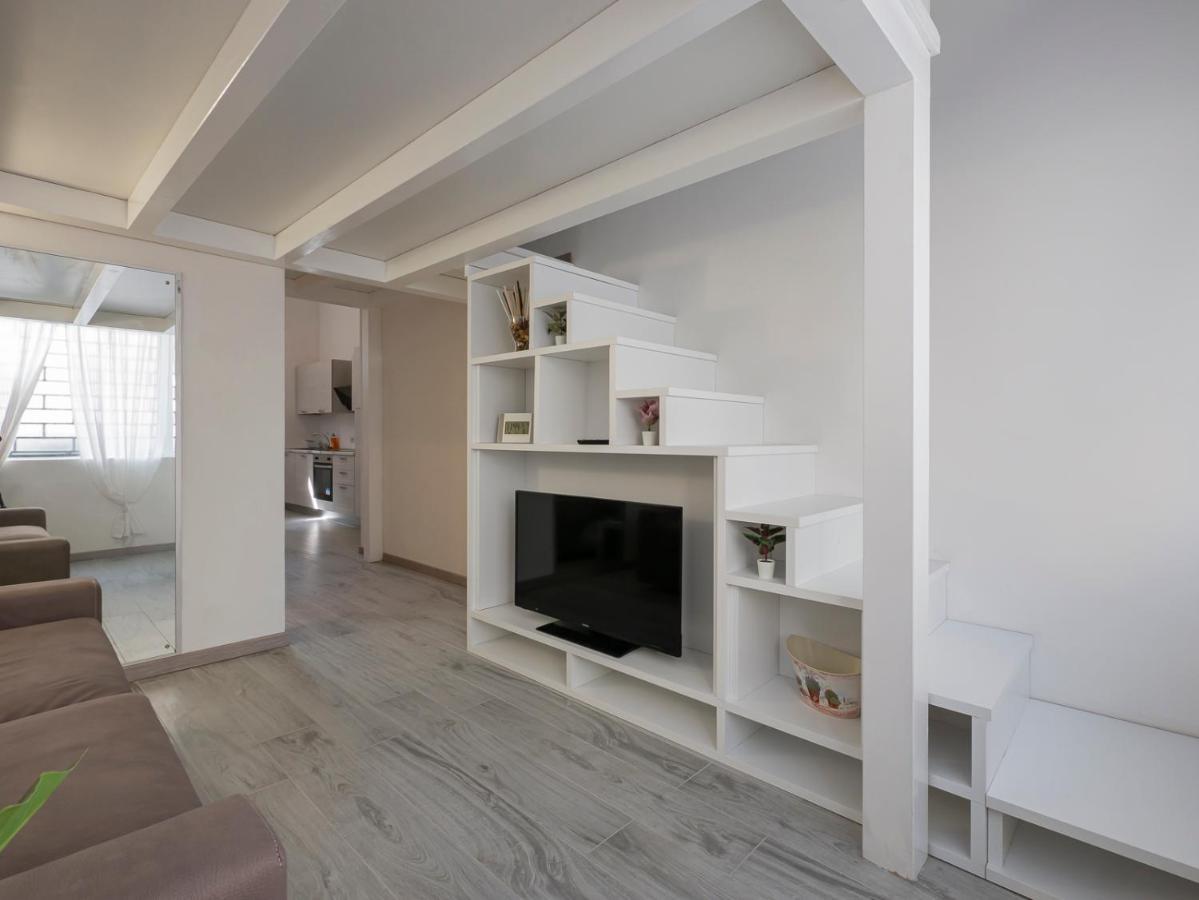 I Host Apartment - Neera 22 Milano Eksteriør bilde